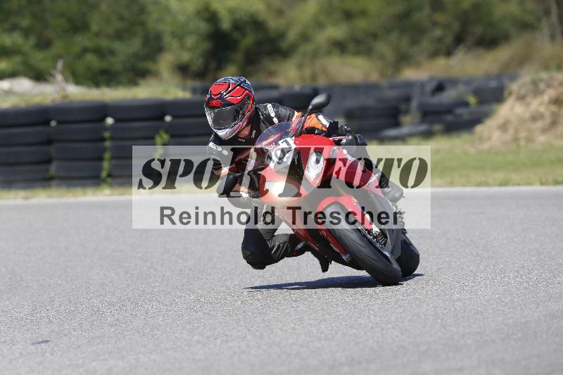 Archiv-2025/48 25.08.2025 Cornu Master School ADR/blau-bleu/101